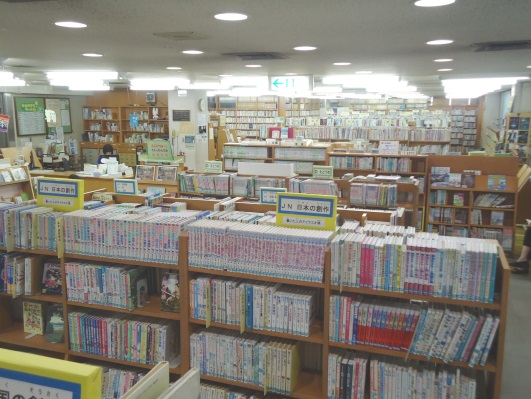 高松図書館館内